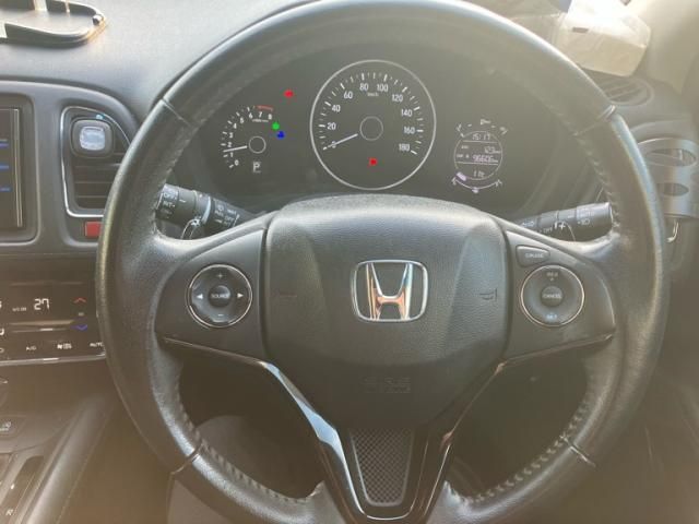 HONDA VEZEL 2014