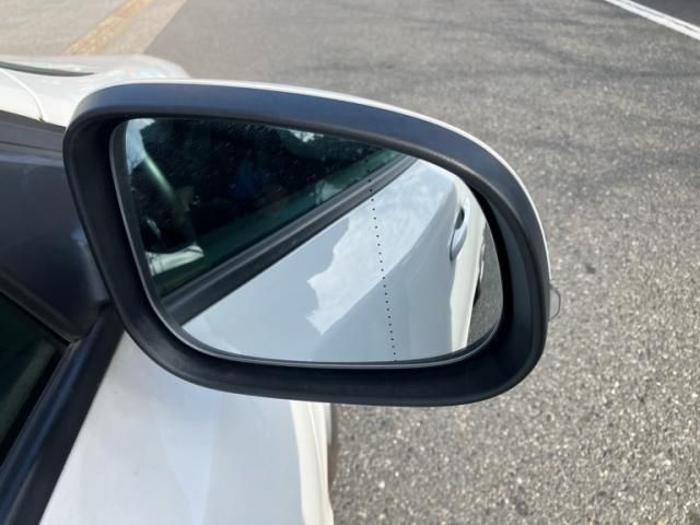 VOLVO VOLVO V40 2017