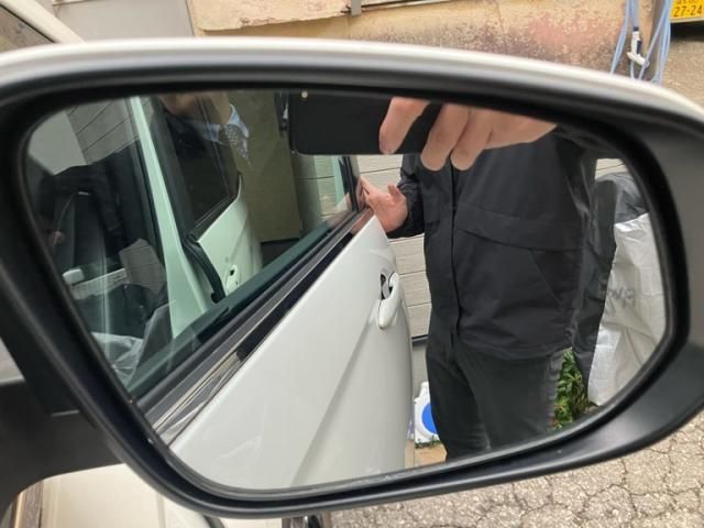 TOYOTA NOAH HYBRID 2023