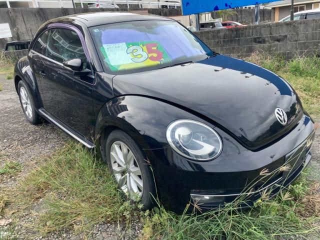 VOLKSWAGEN VOLKSWAGEN The BEETLE 2013