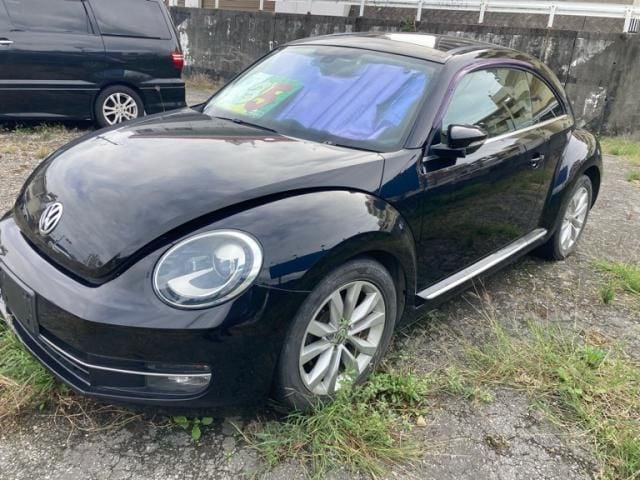 VOLKSWAGEN VOLKSWAGEN The BEETLE 2013