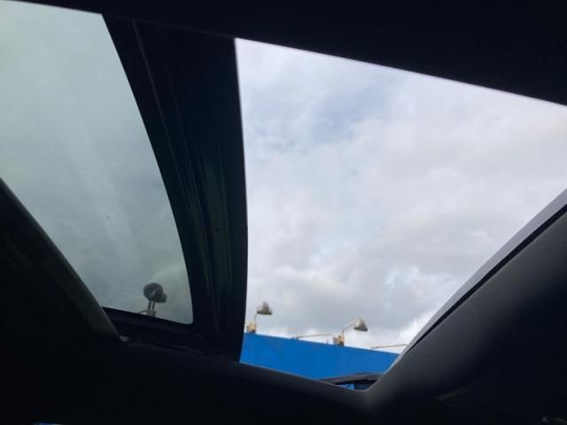 VOLKSWAGEN VOLKSWAGEN The BEETLE 2013