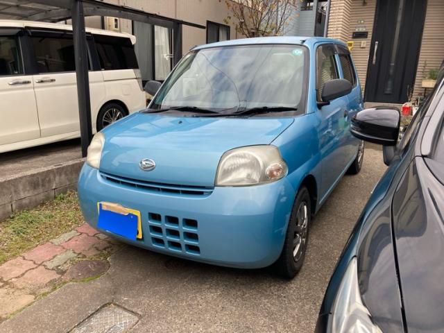 DAIHATSU ESSE 2011