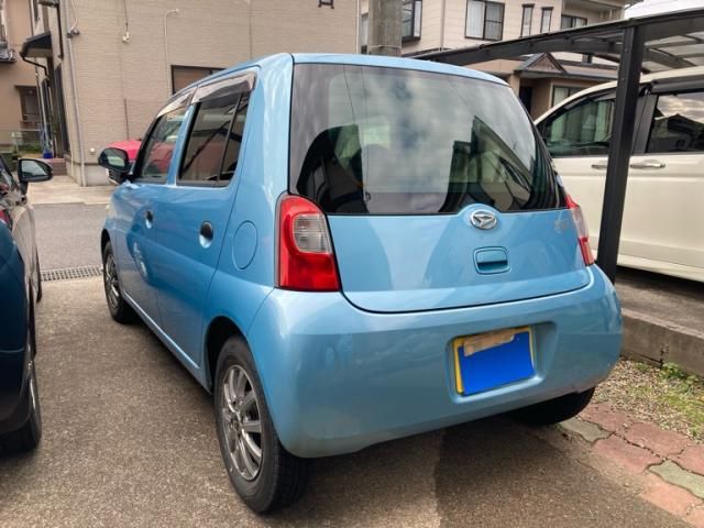 DAIHATSU ESSE 2011