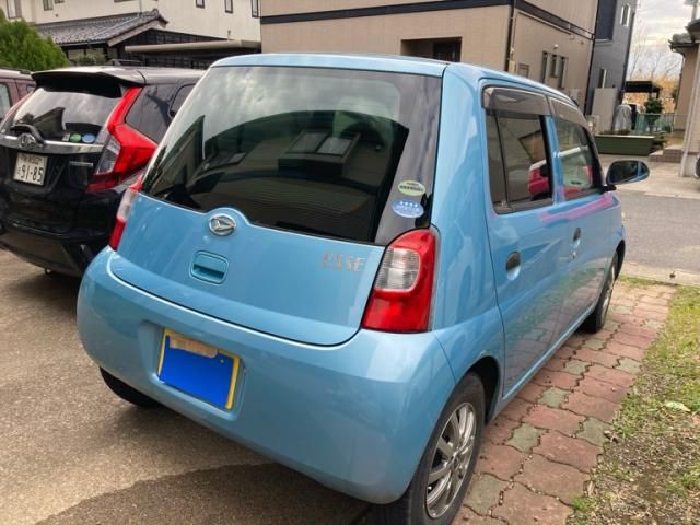 DAIHATSU ESSE 2011