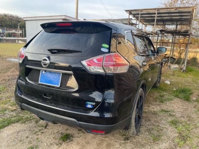 NISSAN X-TRAIL 2WD 2015