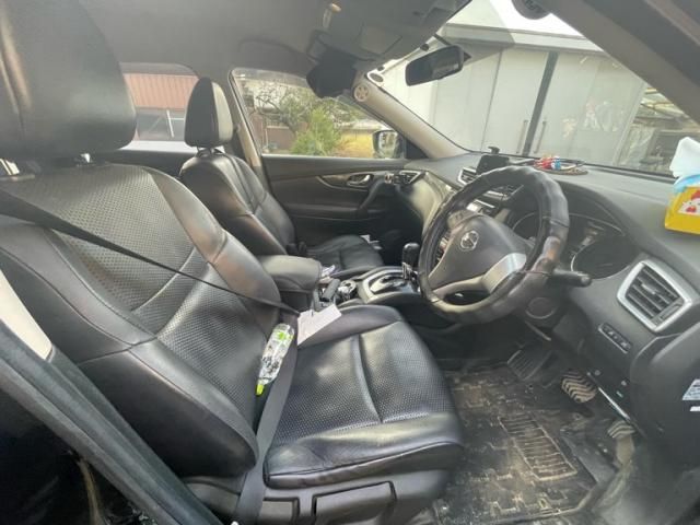 NISSAN X-TRAIL 2WD 2015