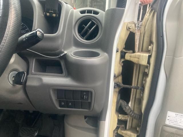 MAZDA SCRUM van 2016