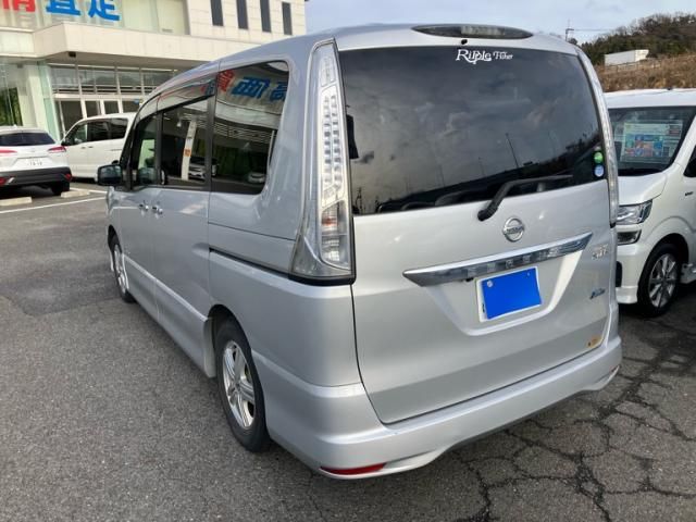 NISSAN SERENA  S-HYBRID 2013