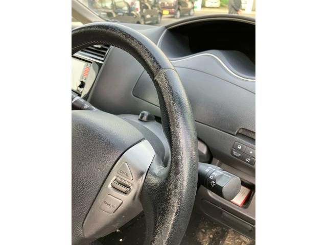 NISSAN SERENA  S-HYBRID 2013