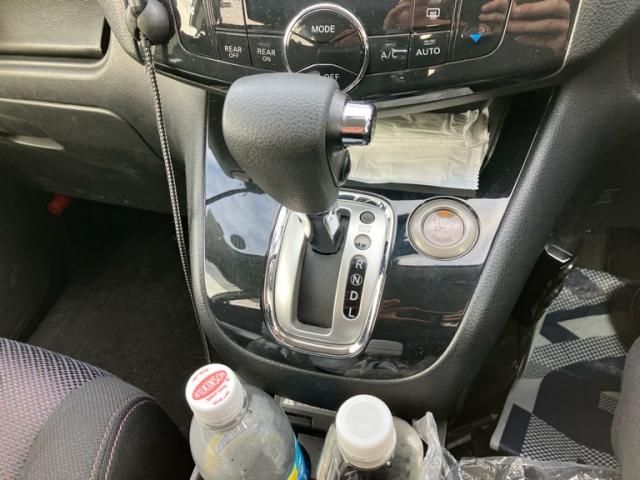 NISSAN SERENA  S-HYBRID 2013