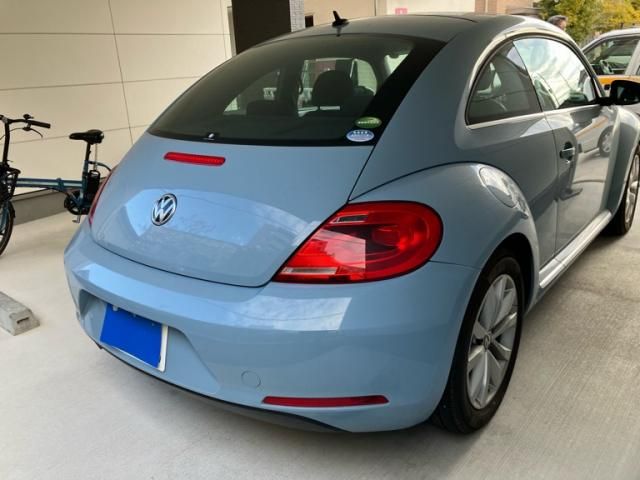 VOLKSWAGEN VOLKSWAGEN The BEETLE 2013