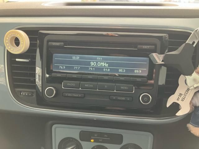 VOLKSWAGEN VOLKSWAGEN The BEETLE 2013