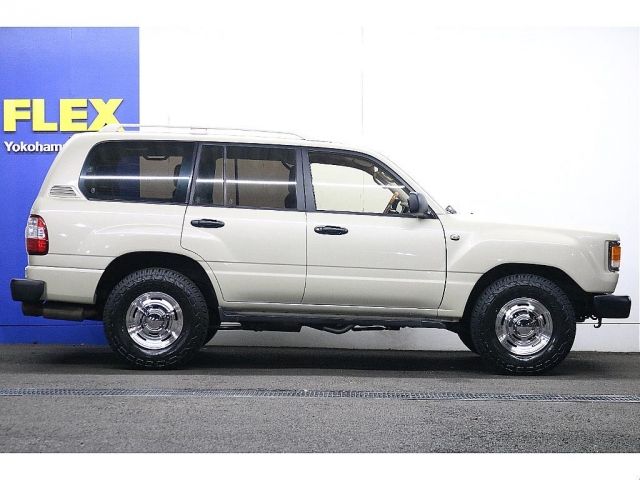 TOYOTA LANDCRUISER wagon 2002