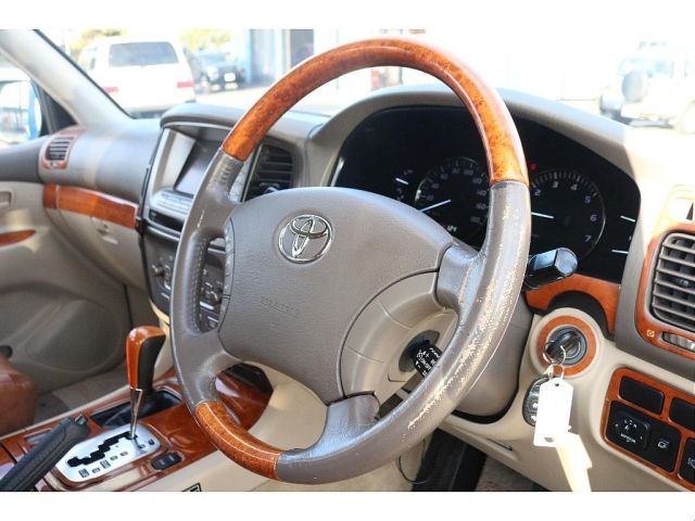 TOYOTA LANDCRUISER wagon 2002