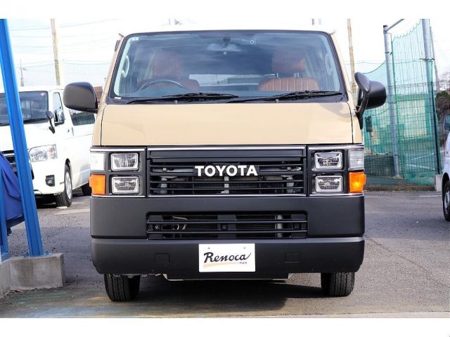 TOYOTA HIACE van 2WD 2013