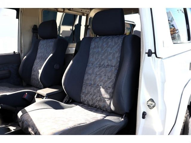 TOYOTA LANDCRUISER van 1996