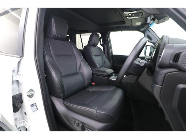 TOYOTA LANDCRUISER 250 2024