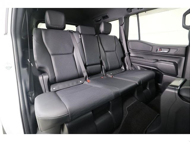 TOYOTA LANDCRUISER 250 2024