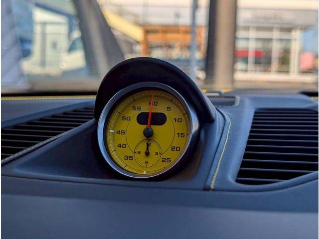 PORSCHE PORSCHE 911 2018