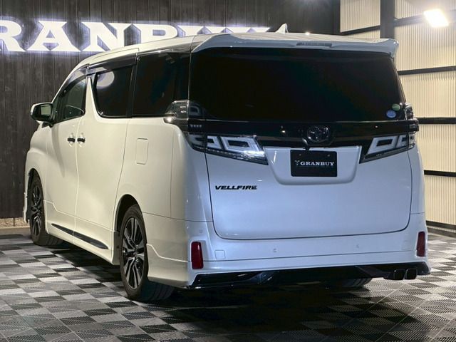 TOYOTA VELLFIRE 2019