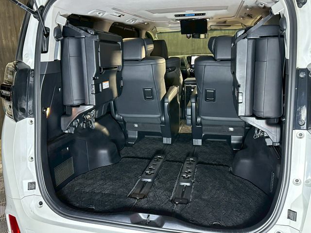 TOYOTA VELLFIRE 2019