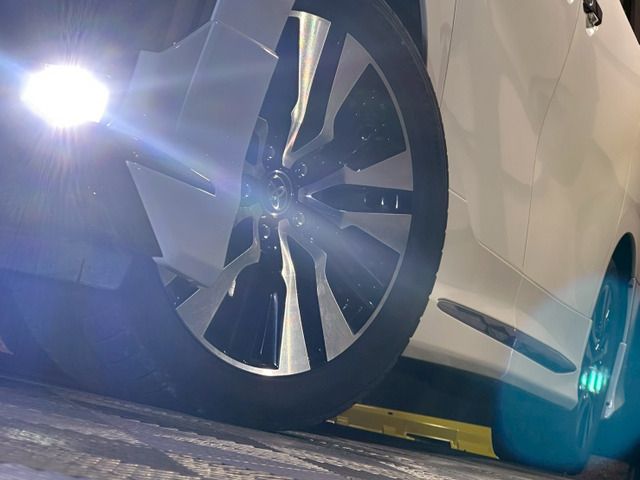 TOYOTA VELLFIRE 2019