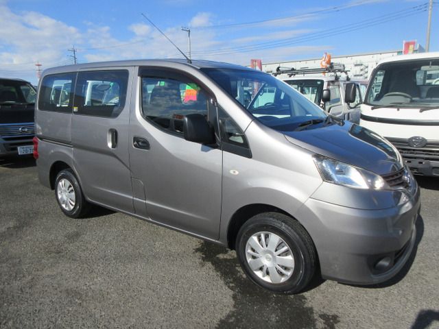 NISSAN NV200 VANETTE van 2015
