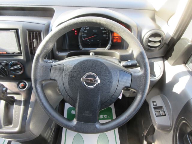 NISSAN NV200 VANETTE van 2015