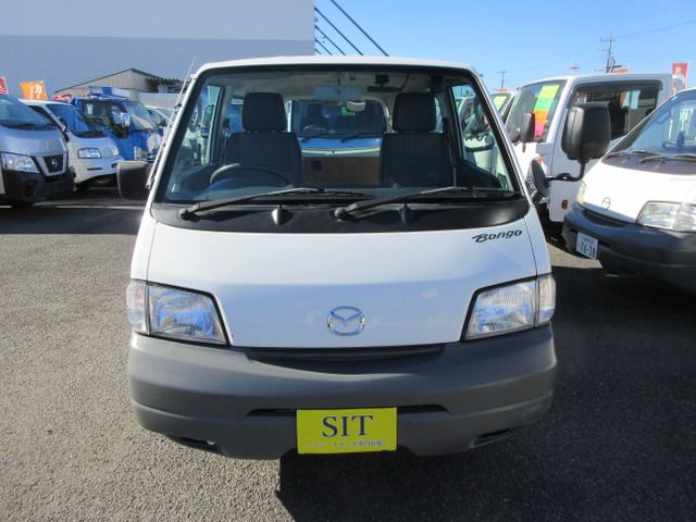 MAZDA BONGO van 2WD 2015