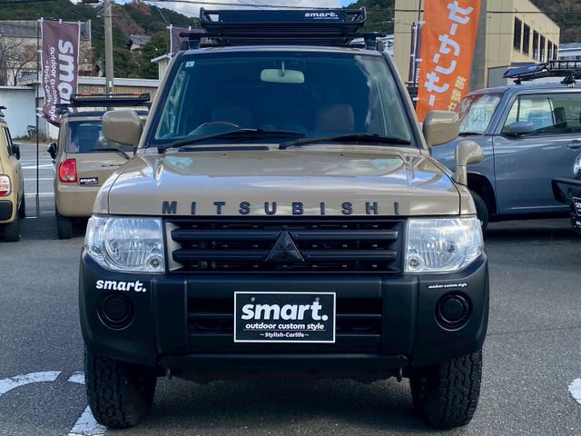 MITSUBISHI PAJERO MINI 2010