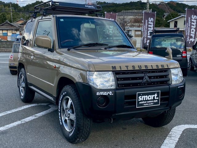 MITSUBISHI PAJERO MINI 2010