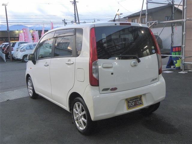 DAIHATSU MOVE 2013