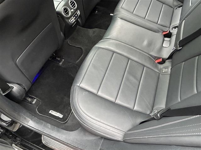 MERCEDES BENZ MERCEDES BENZ E class sedan 2022