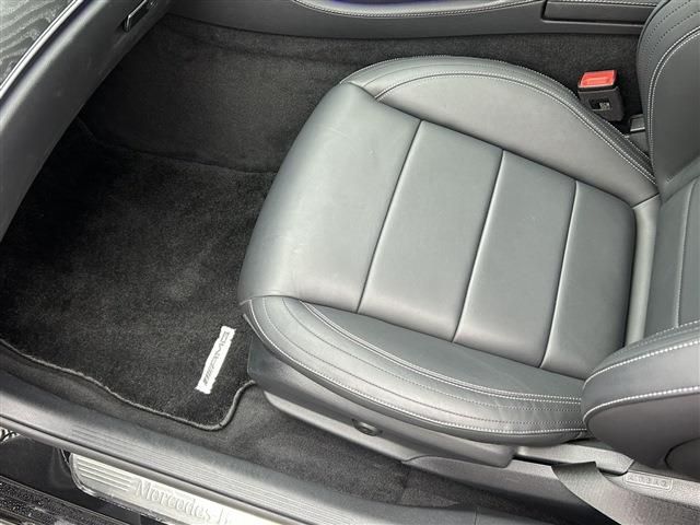 MERCEDES BENZ MERCEDES BENZ E class sedan 2022