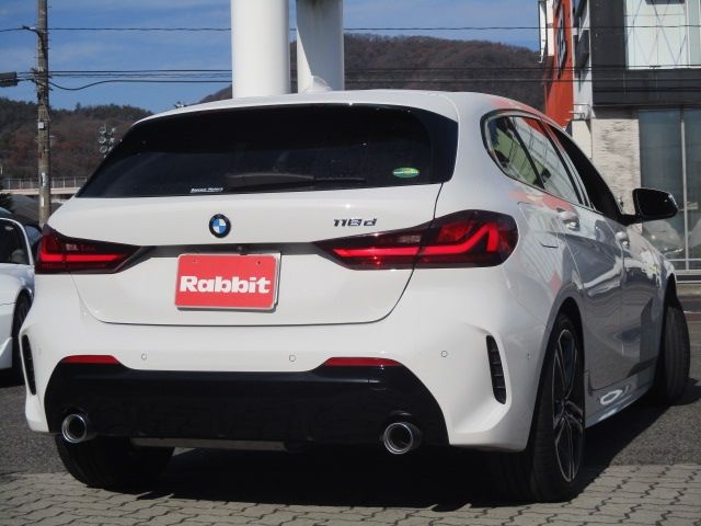 BMW BMW 1series 2021