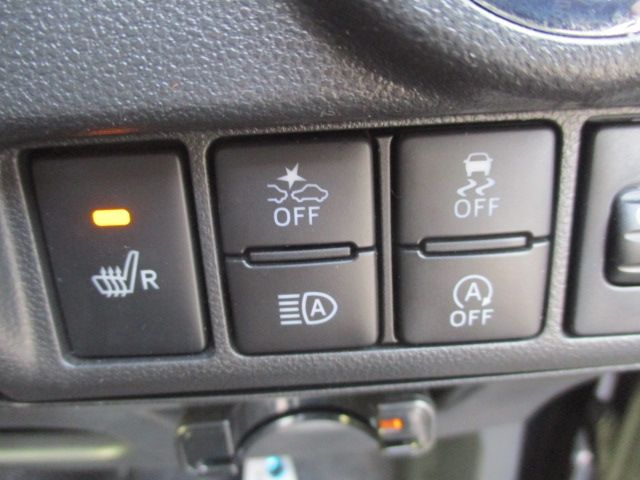 DAIHATSU MOVE CUSTOM 2017