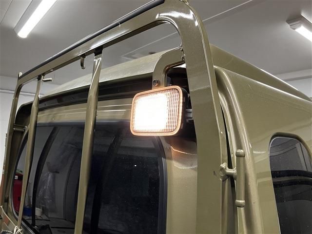 DAIHATSU HIJET truck 4WD 2021