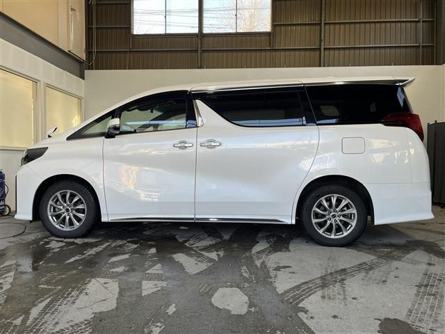TOYOTA ALPHARD 4WD 2022