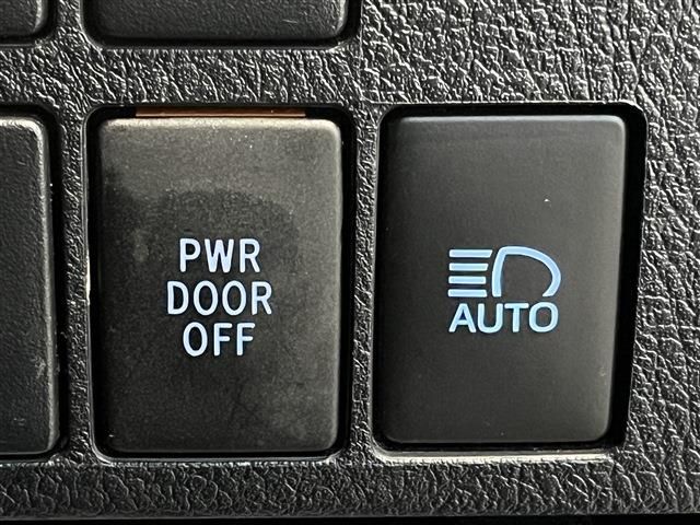 TOYOTA ALPHARD 4WD 2022