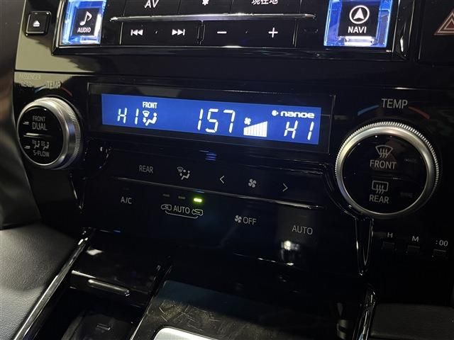 TOYOTA VELLFIRE  HYBRID 4WD 2017