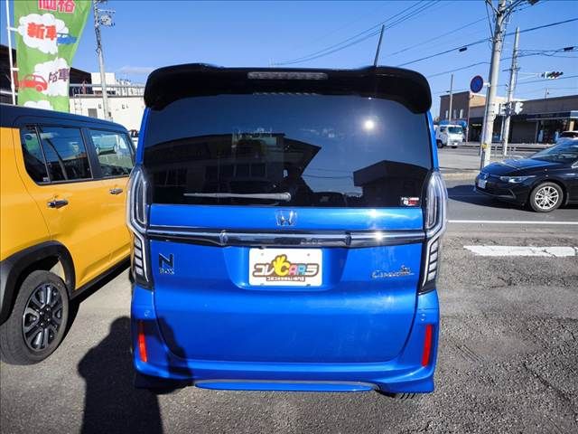 HONDA N BOX CUSTOM 2018