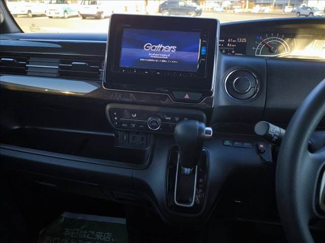 HONDA N BOX CUSTOM 2018