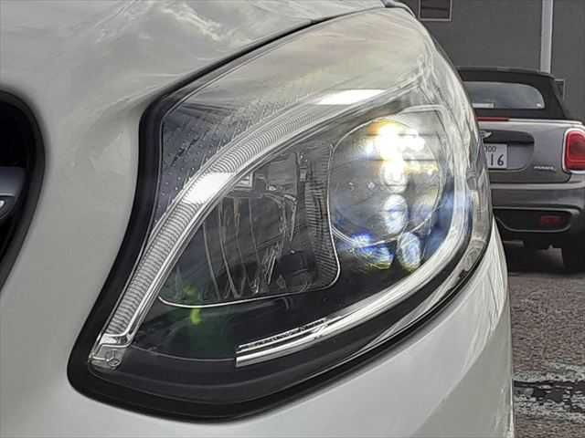 MERCEDES BENZ MERCEDES BENZ B class 2015