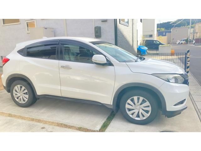 HONDA VEZEL 4WD 2015