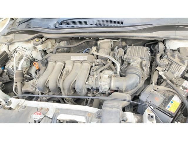 HONDA VEZEL 4WD 2015