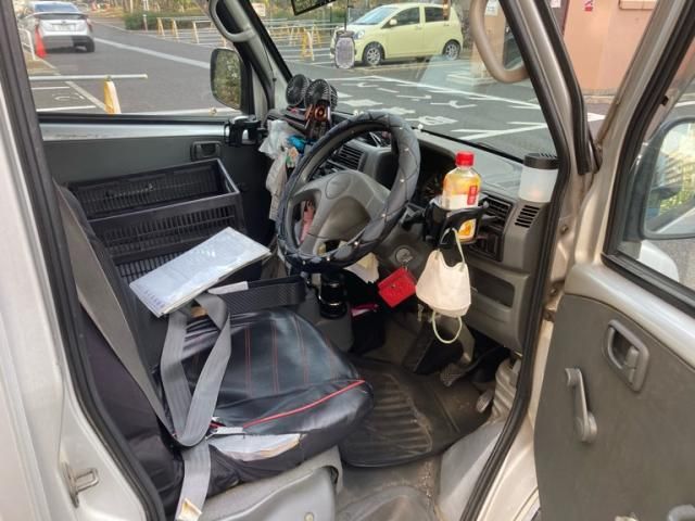 NISSAN CLIPPER van 2004