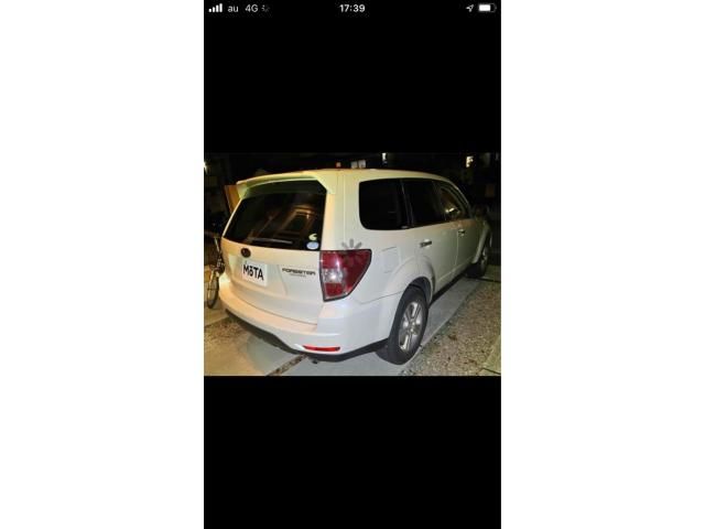 SUBARU FORESTER 2010