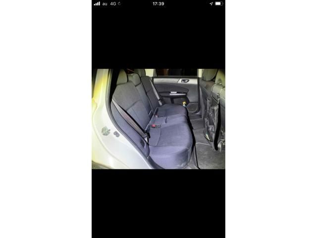 SUBARU FORESTER 2010