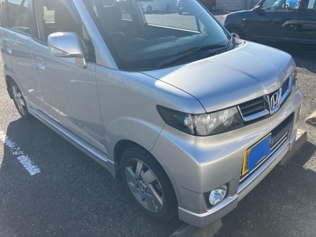 HONDA ZEST SPARK 2010